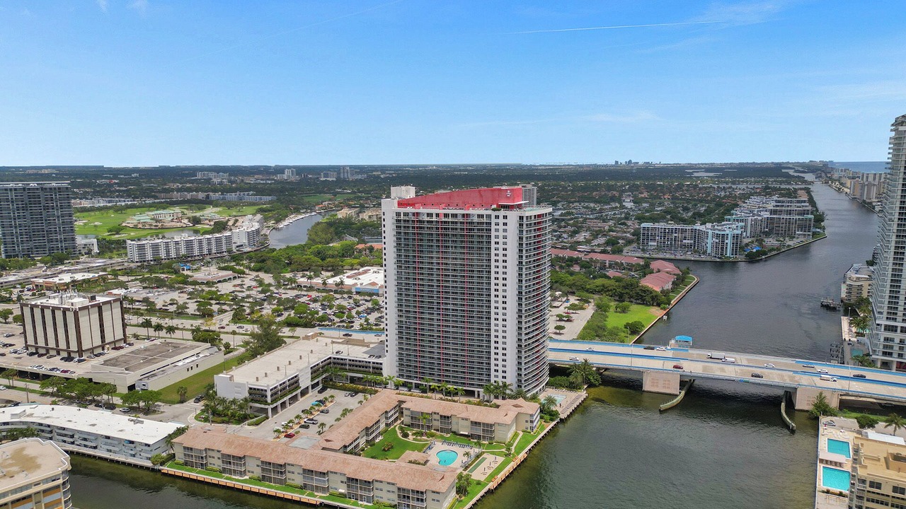 Photo of Outdoor in Hallandale Beach