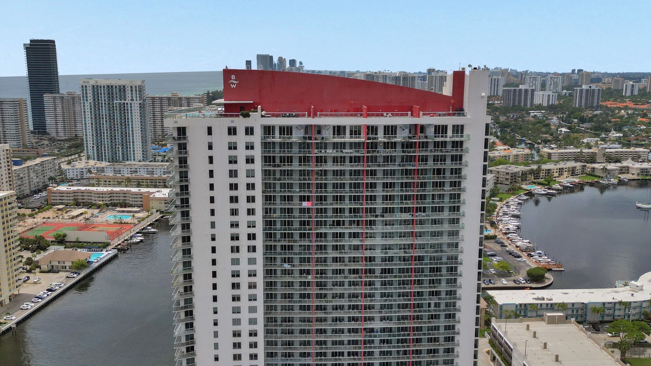 Photo of Outdoor in Hallandale Beach