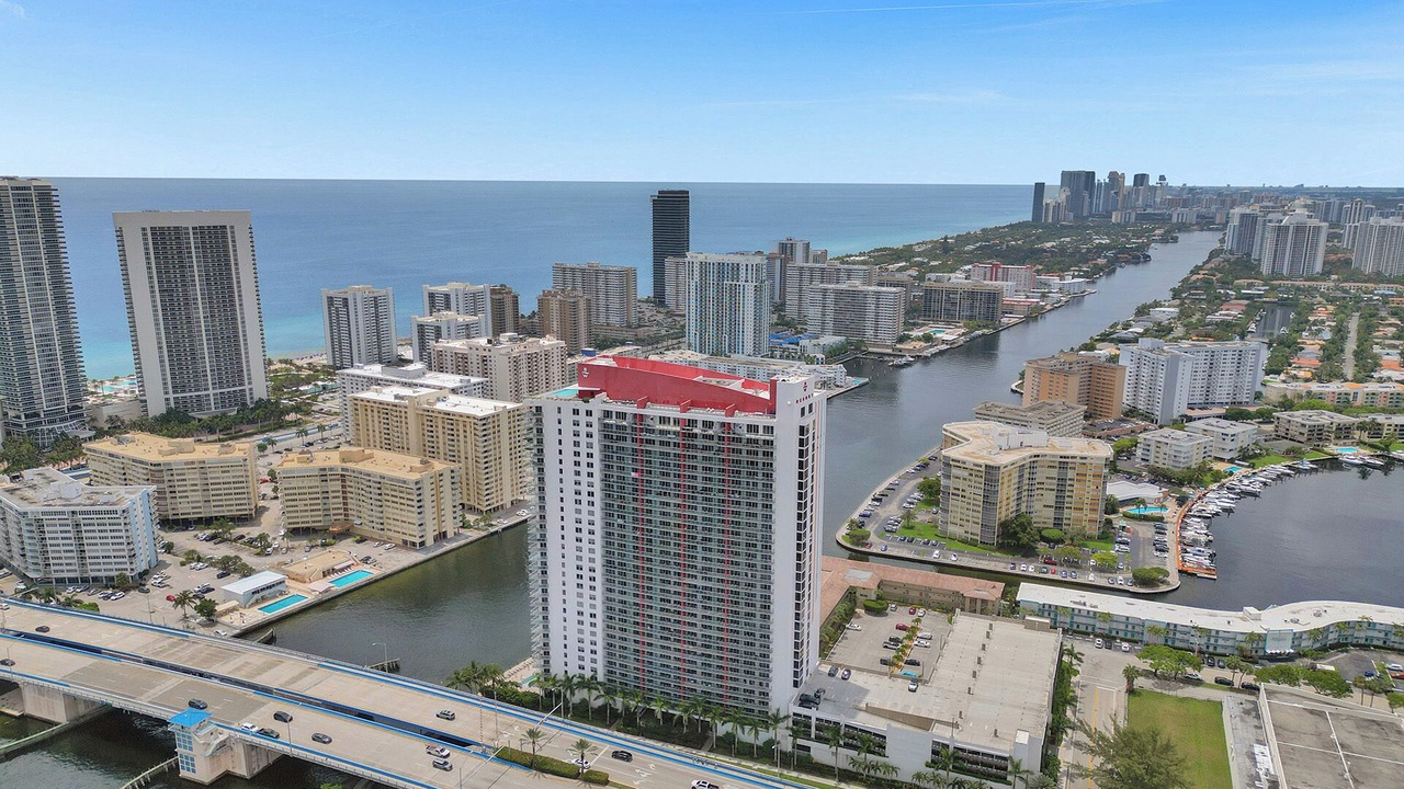 Photo of Outdoor in Hallandale Beach
