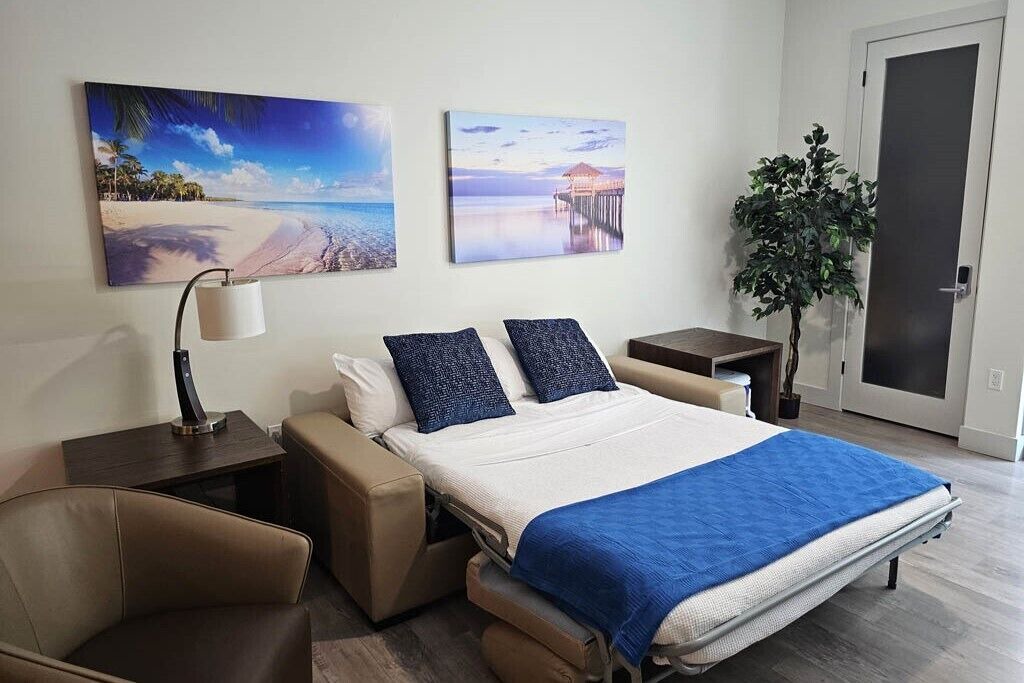 Photo of Bedroom in Hollywood
