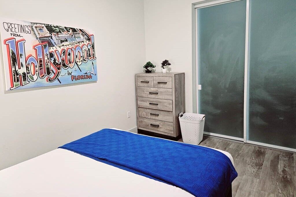 Photo of Bedroom in Hollywood