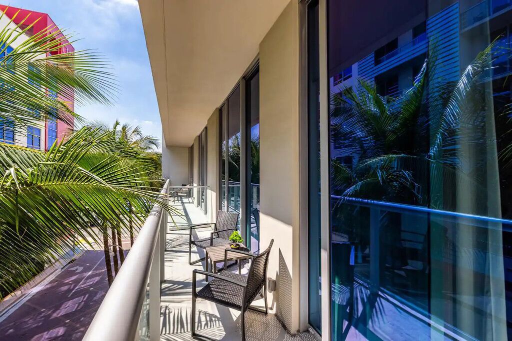 Photo of Outdoor in Hollywood