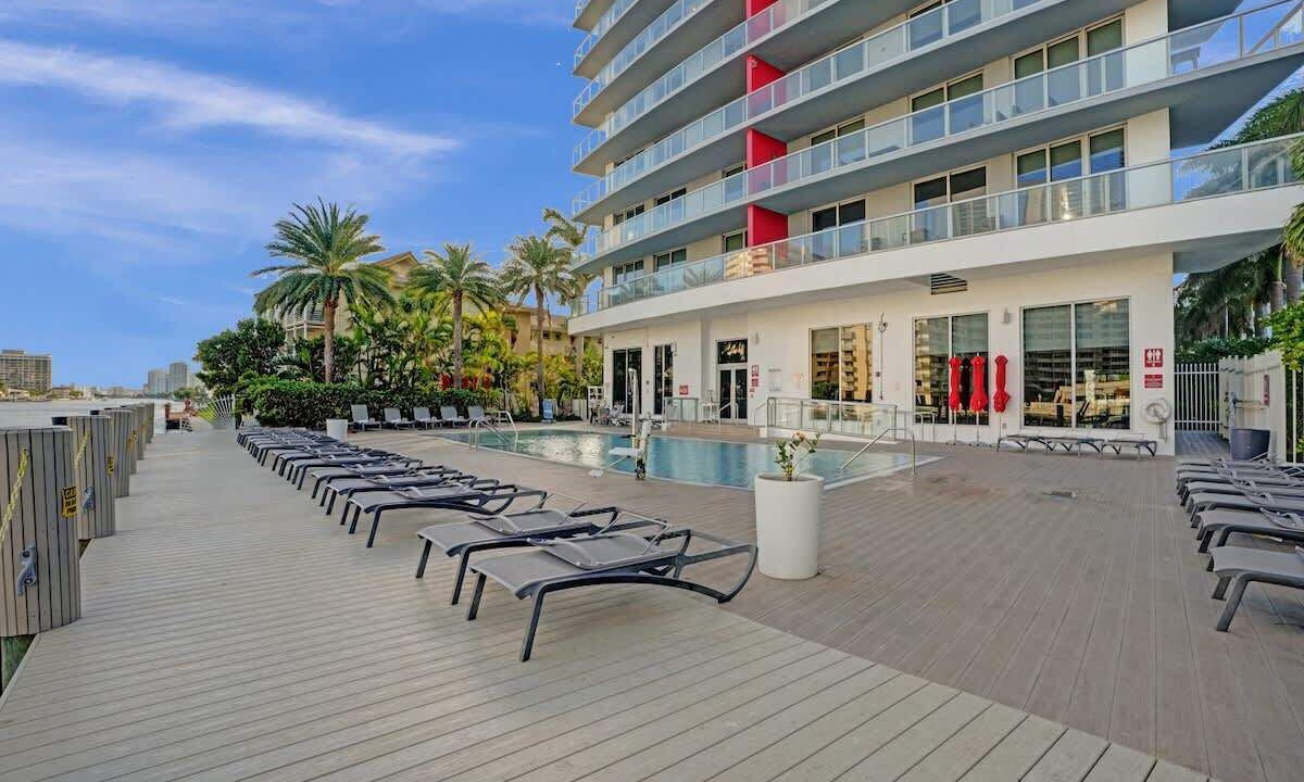 Photo of Others in Hallandale Beach
