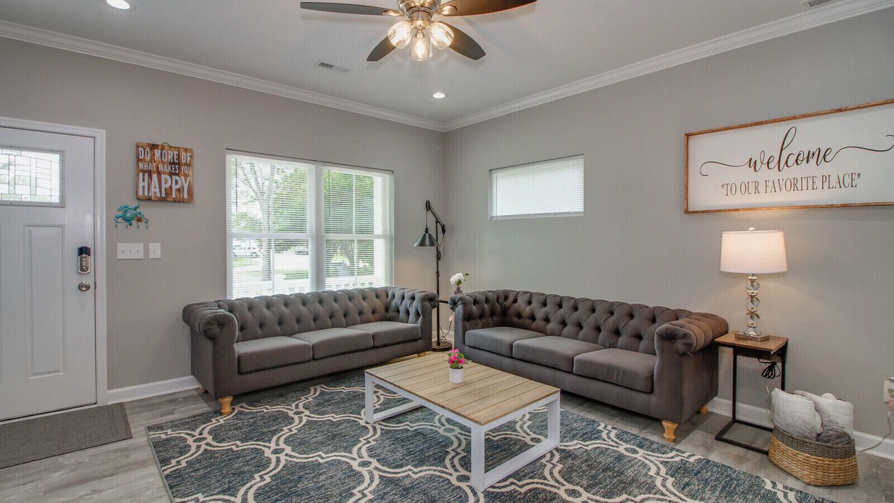 Photo of Livingroom in Hampton