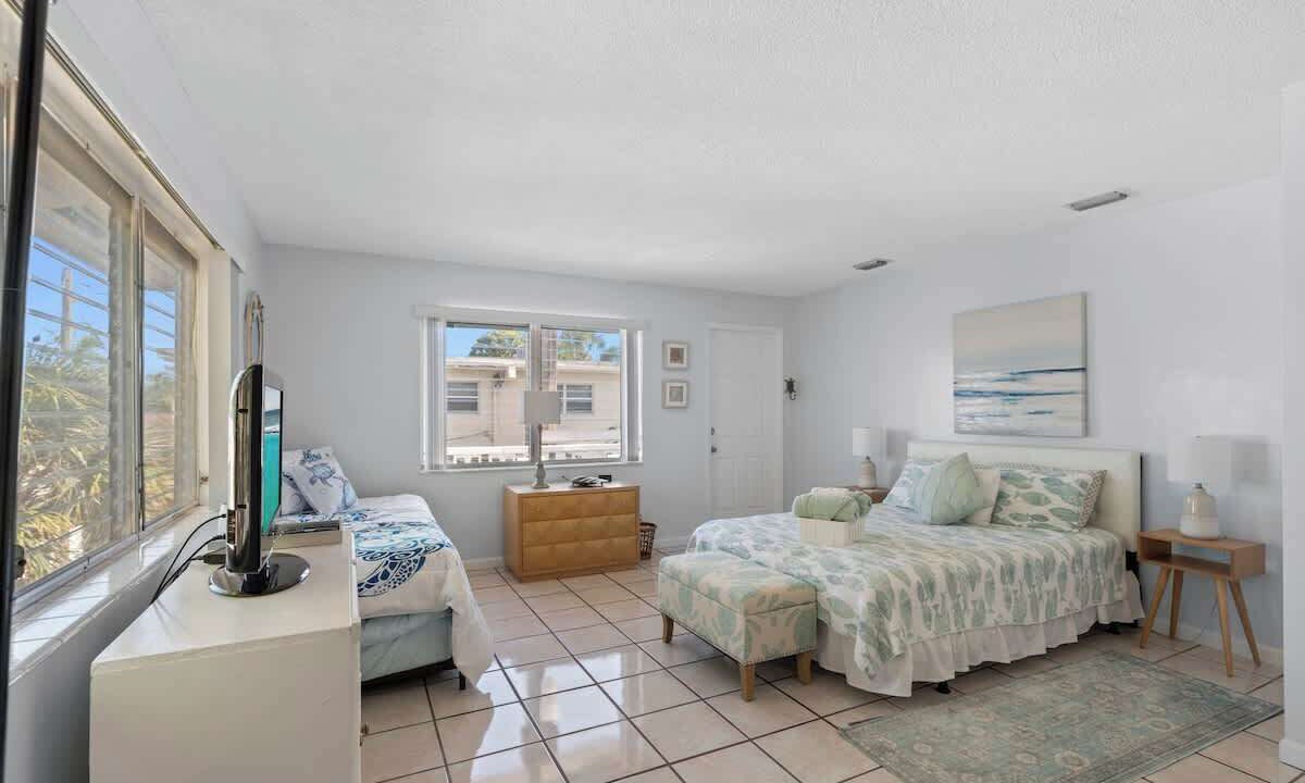 Photo of Bedroom in Deerfield Beach