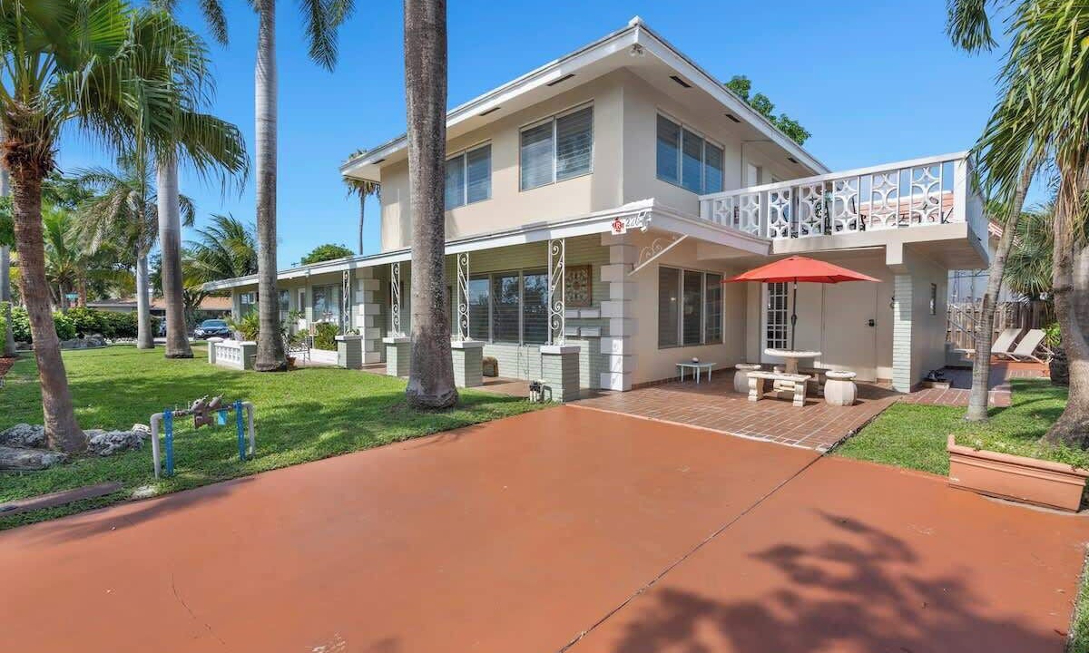 Photo of Outdoor in Deerfield Beach