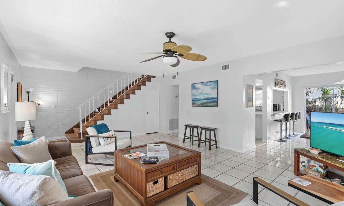 Photo of Livingroom in Deerfield Beach