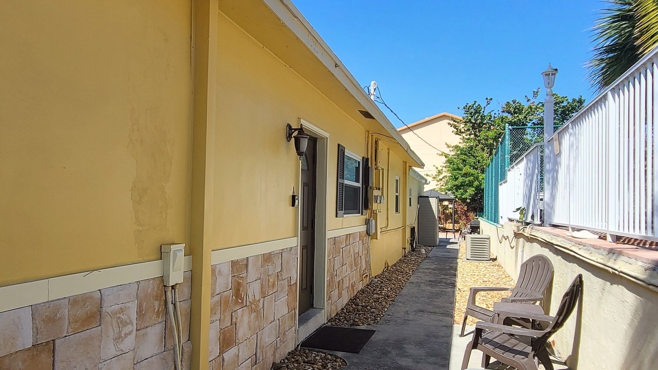Photo of Patio Balcony in Pompano Beach