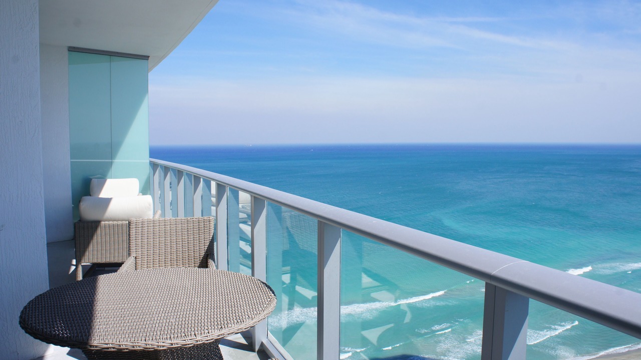 Photo of Patio Balcony in Hollywood South Central Beach
