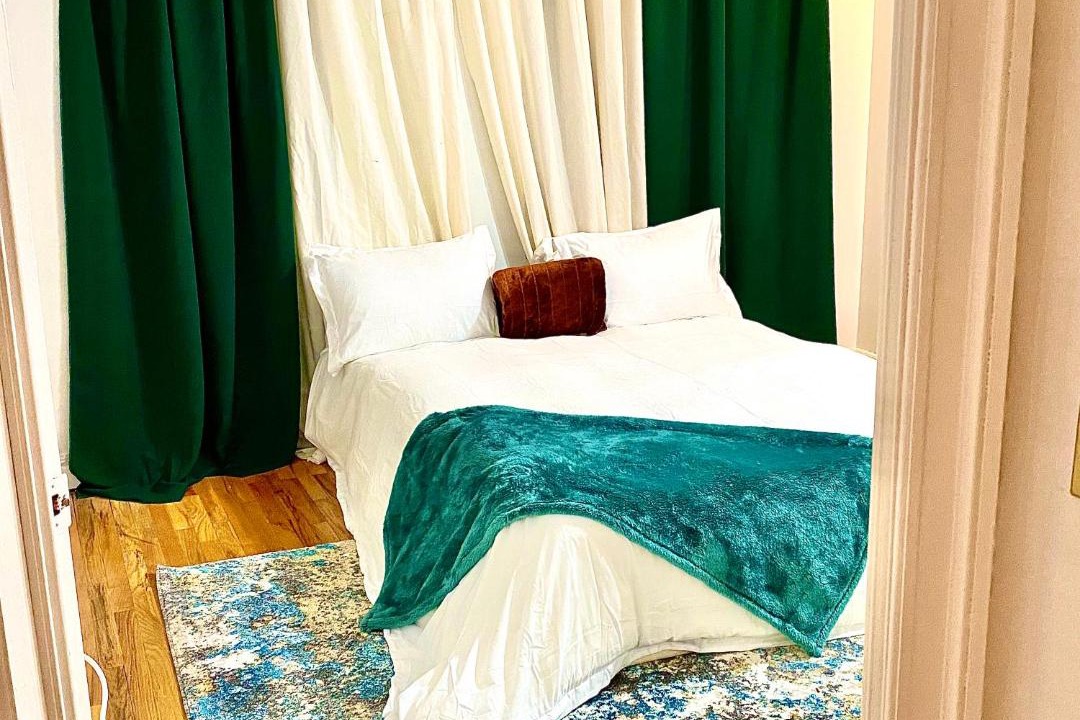 Photo of Bedroom in Weehawken