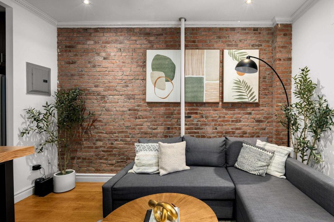 Photo of Livingroom in Ukrainian Village