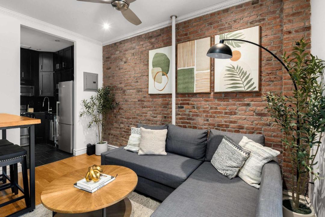 Photo of Livingroom in Ukrainian Village