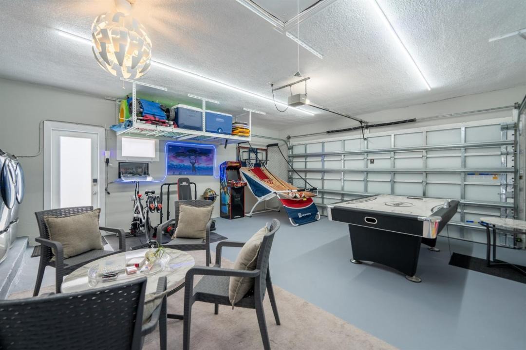 Photo of Others in Coral Ridge Isles