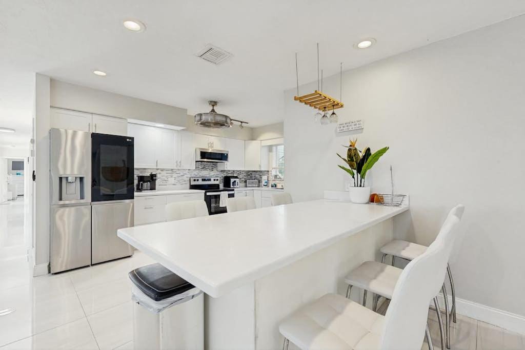 Photo of Kitchen in Hollywood Lakes