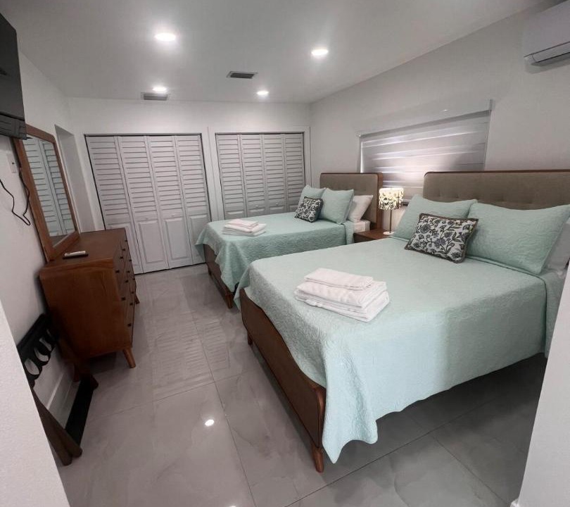 Photo of Bedroom in Hialeah