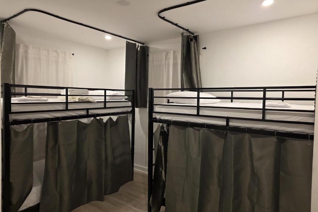 Photo of Bedroom in Hallandale Beach