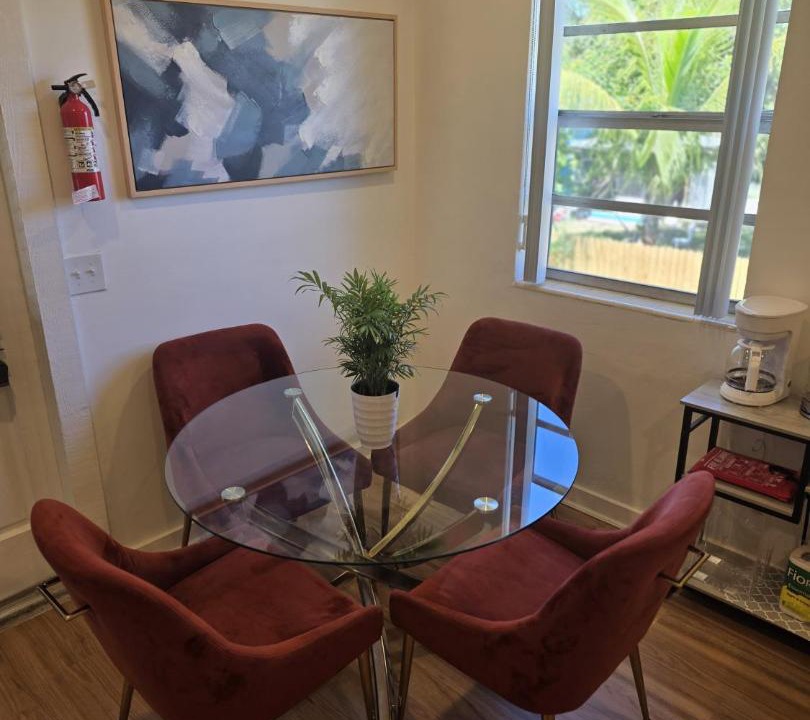 Photo of Livingroom in Hallandale Beach