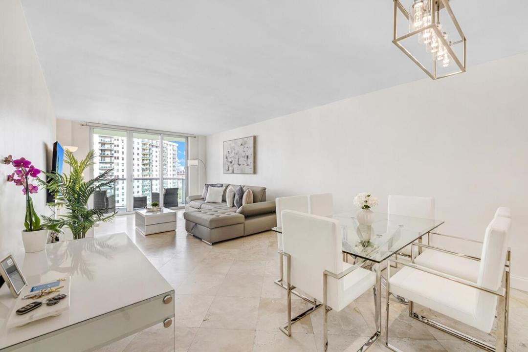 Photo of Others in Sunny Isles Beach