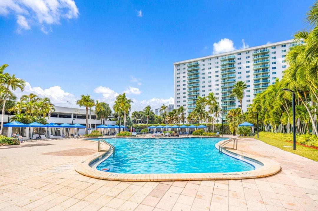 Photo of Others in Sunny Isles Beach