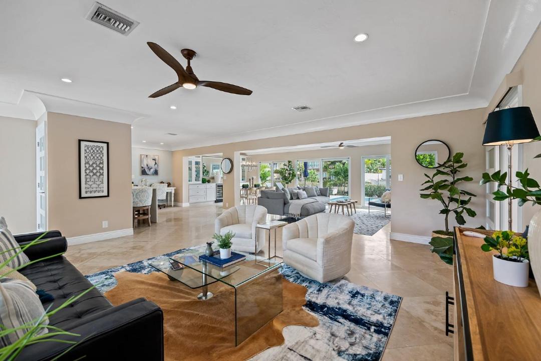 Photo of Livingroom in Bermuda Riviera