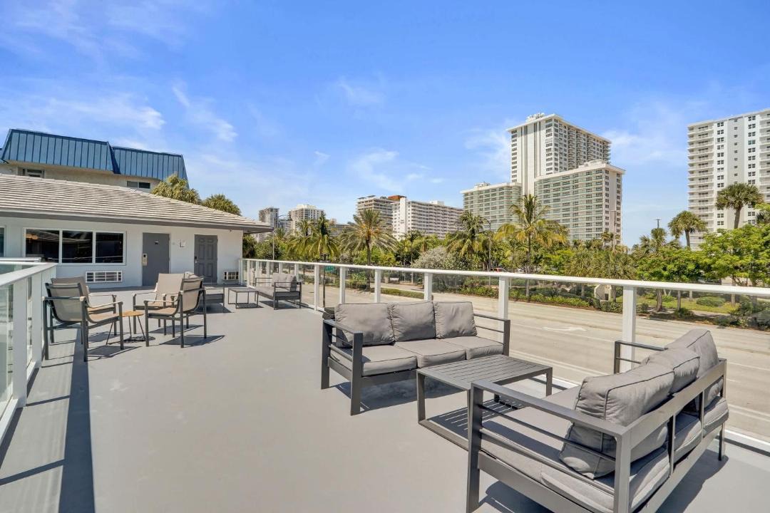 Photo of Patio Balcony in Galt Mile