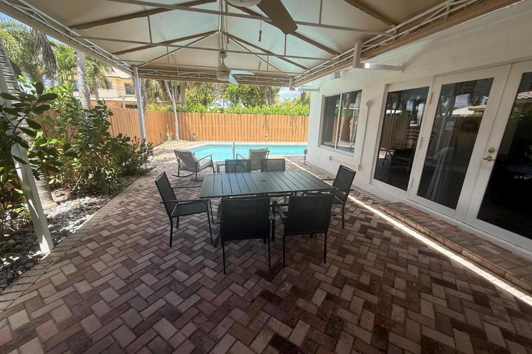 Photo of Patio Balcony in Wilton Manors