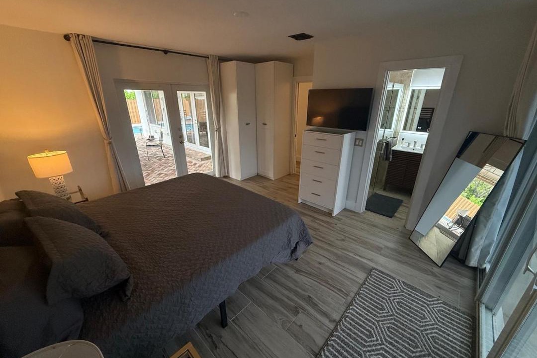 Photo of Bedroom in Wilton Manors