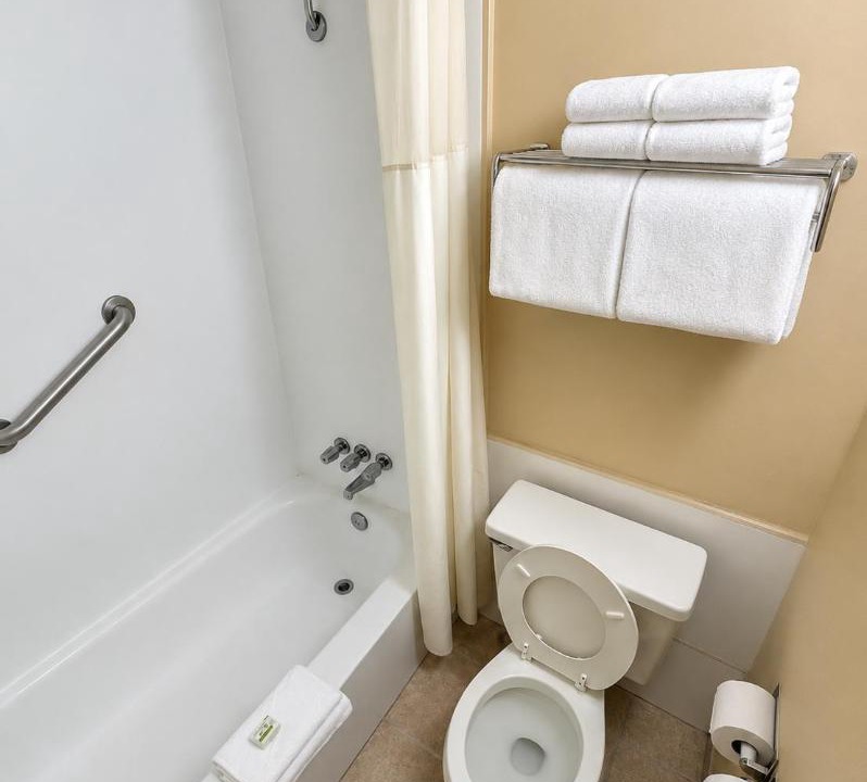 Photo of Bathroom in Albany