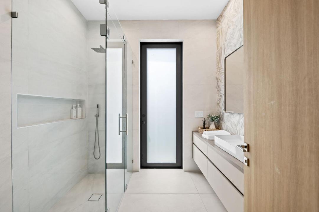 Photo of Bathroom in Victoria Park