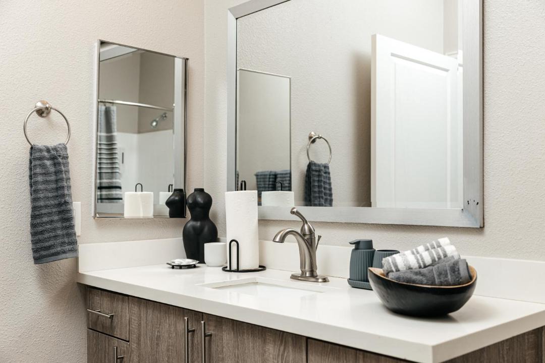 Photo of Bathroom in Warner Center
