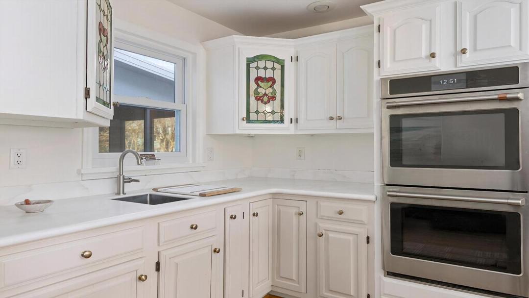 Photo of Kitchen in Village Green