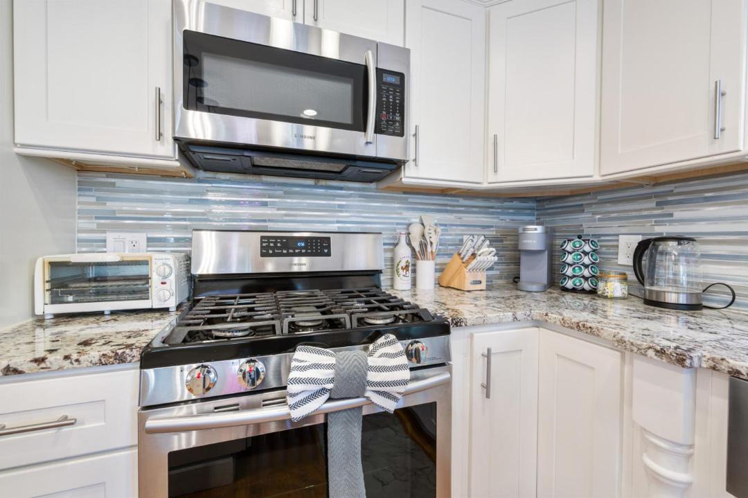 Photo of Kitchen in Geyser Crest