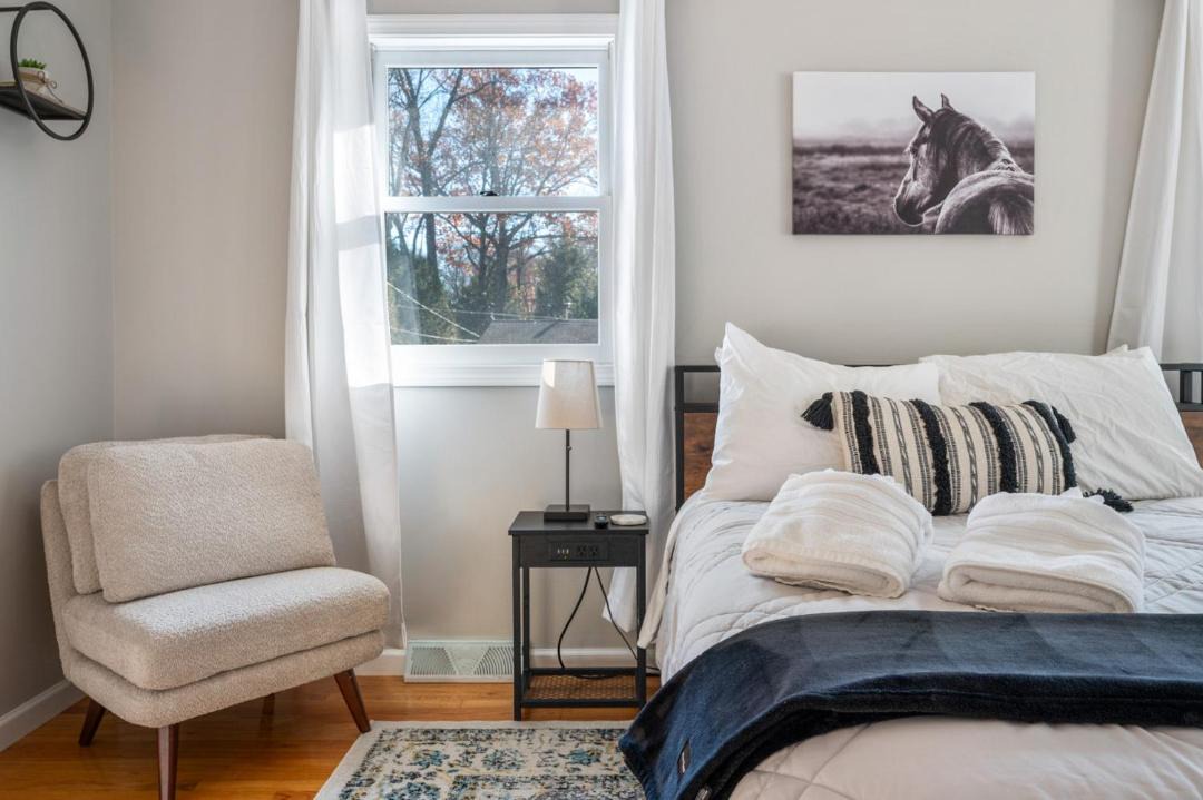 Photo of Bedroom in Geyser Crest