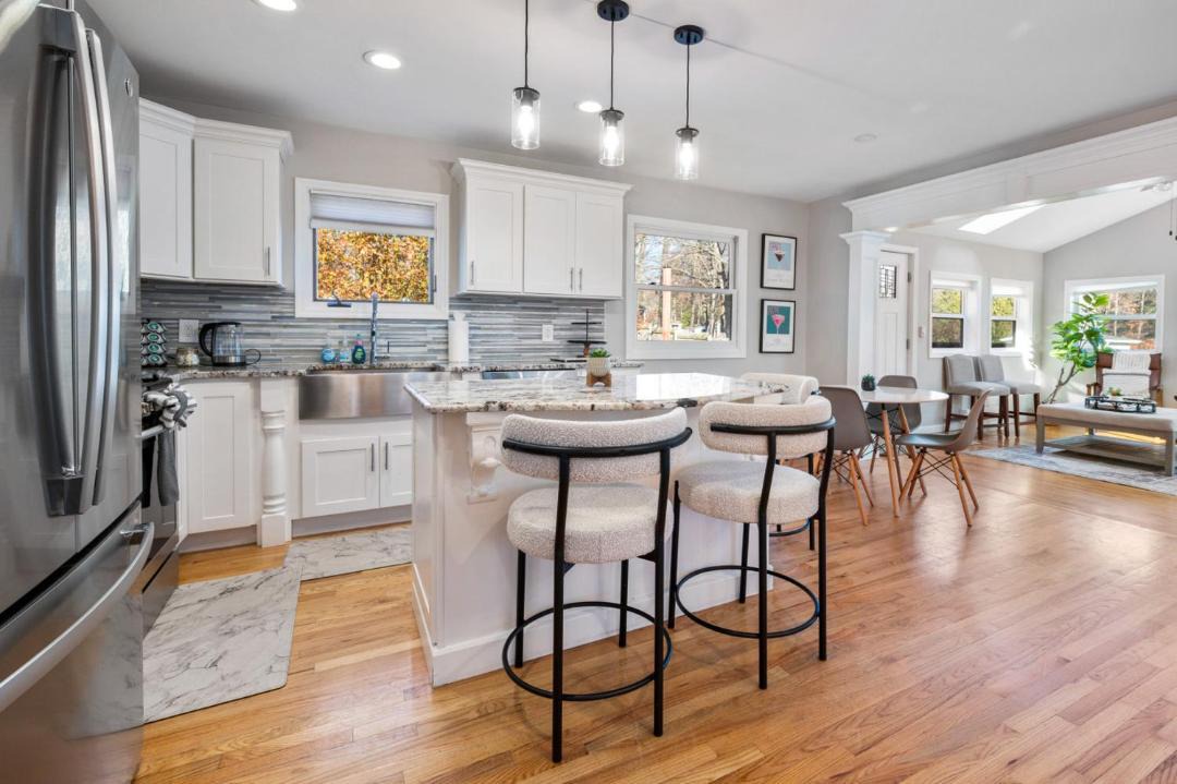 Photo of Kitchen in Geyser Crest