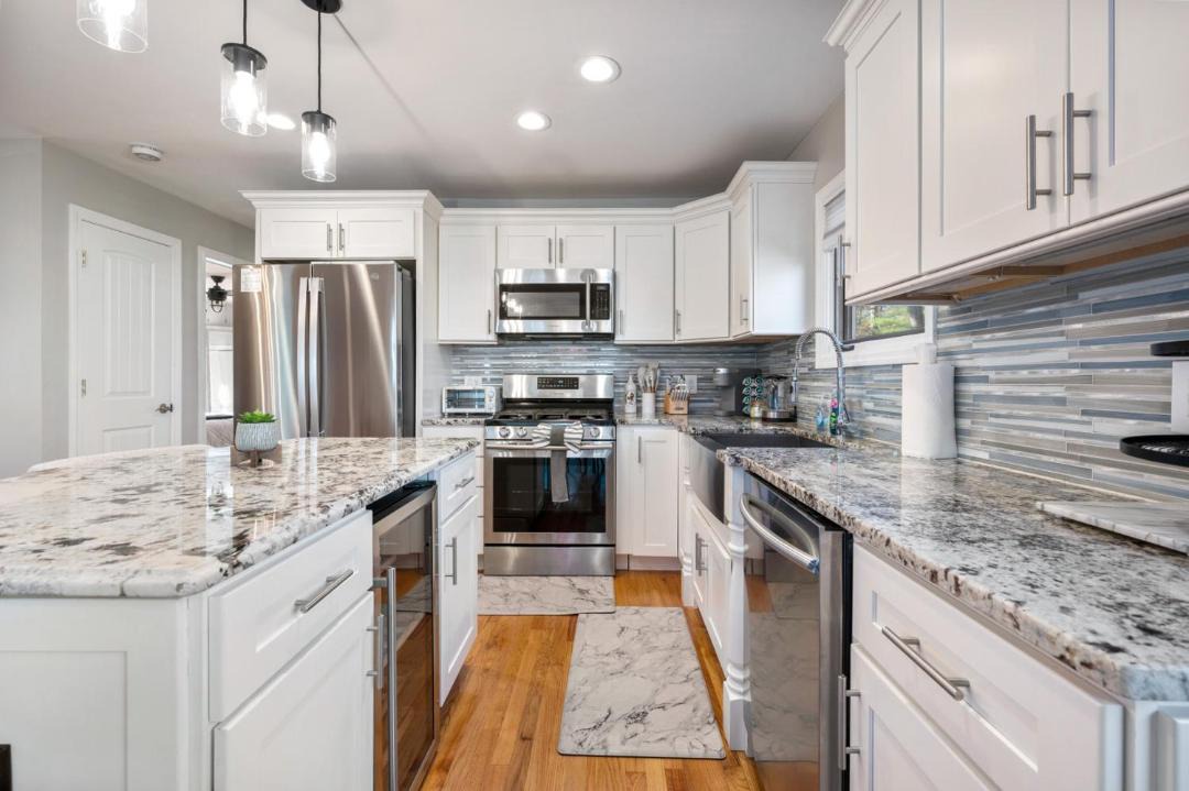 Photo of Kitchen in Geyser Crest