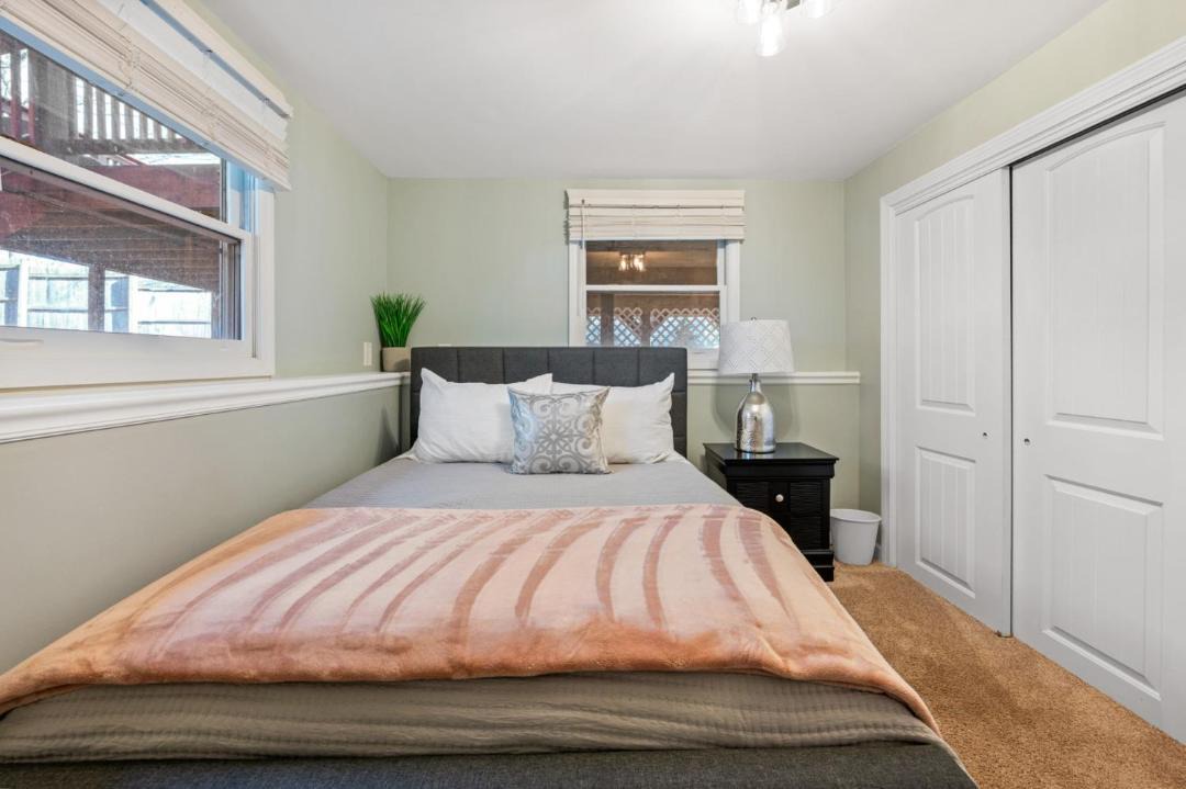 Photo of Bedroom in Geyser Crest