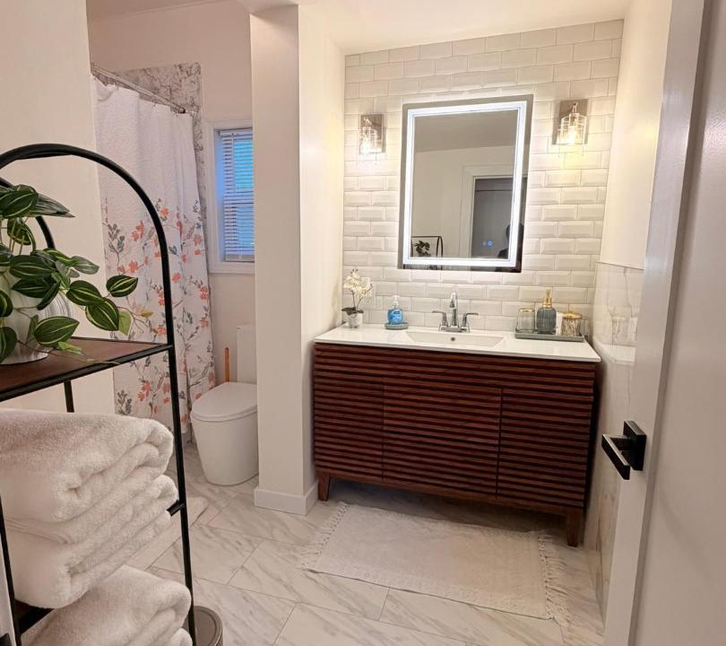 Photo of Bathroom in The Waterfront