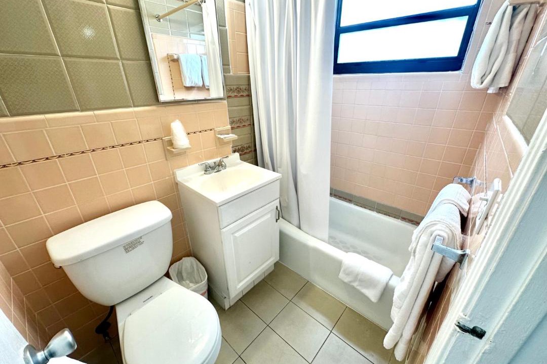 Photo of Bathroom in Central Beach