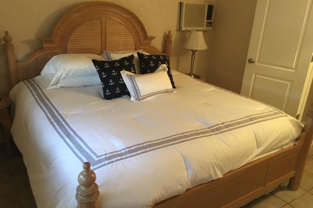 Photo of Bedroom in Coral Ridge