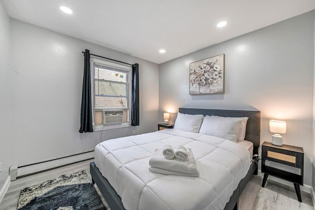 Photo of Bedroom in Constable Hook