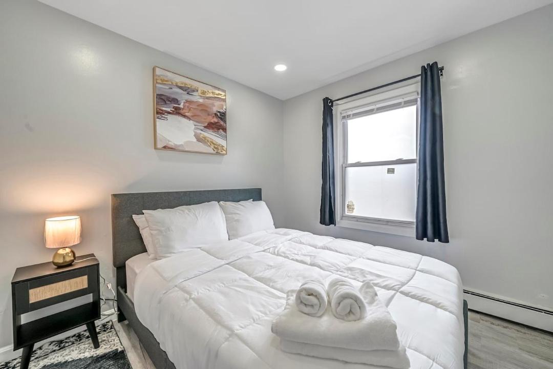 Photo of Bedroom in Constable Hook