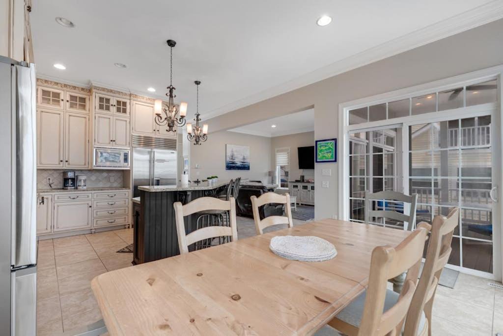 Photo of Kitchen in Edgewater Acres