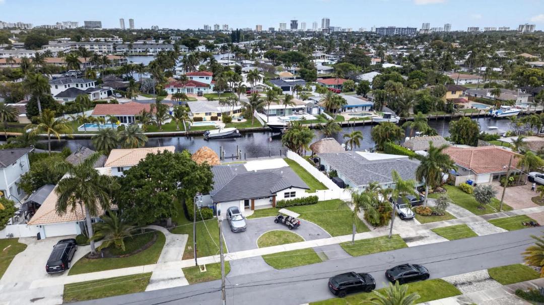 Photo of Others in Garden Isles