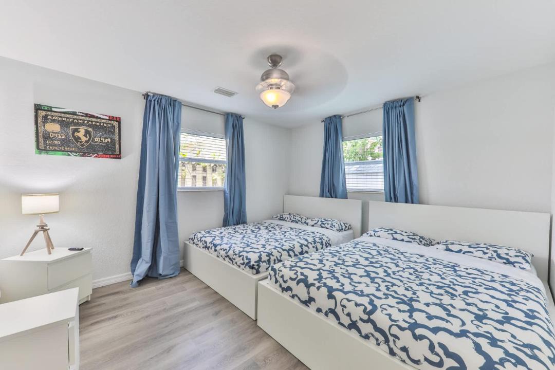 Photo of Bedroom in River Oaks