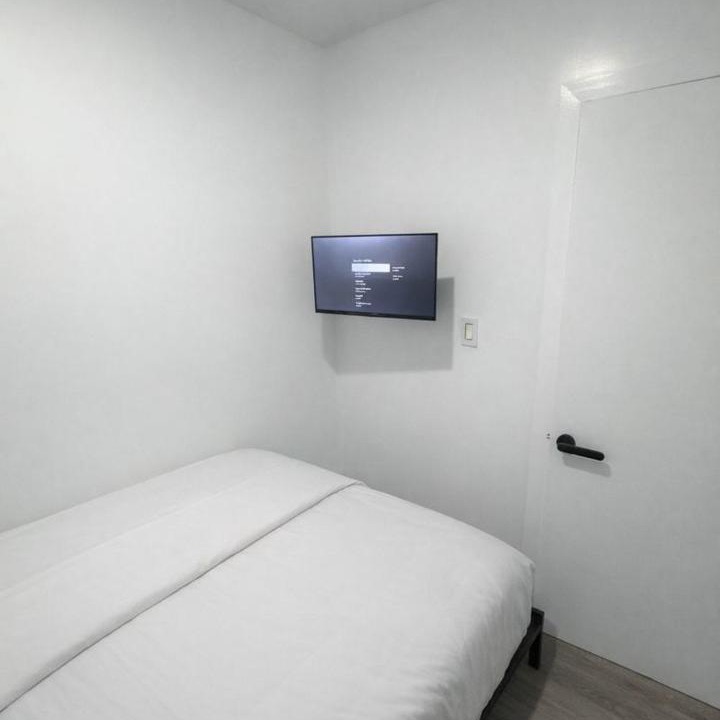 Photo of Bedroom in Royal Poinciana