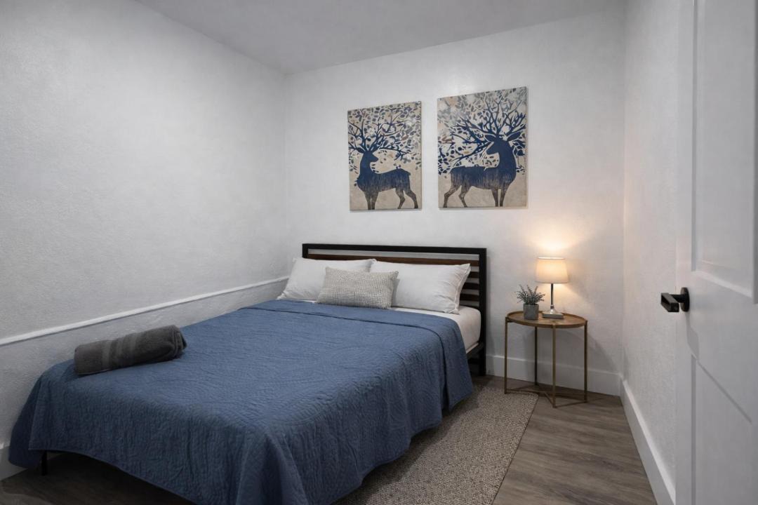 Photo of Bedroom in Royal Poinciana