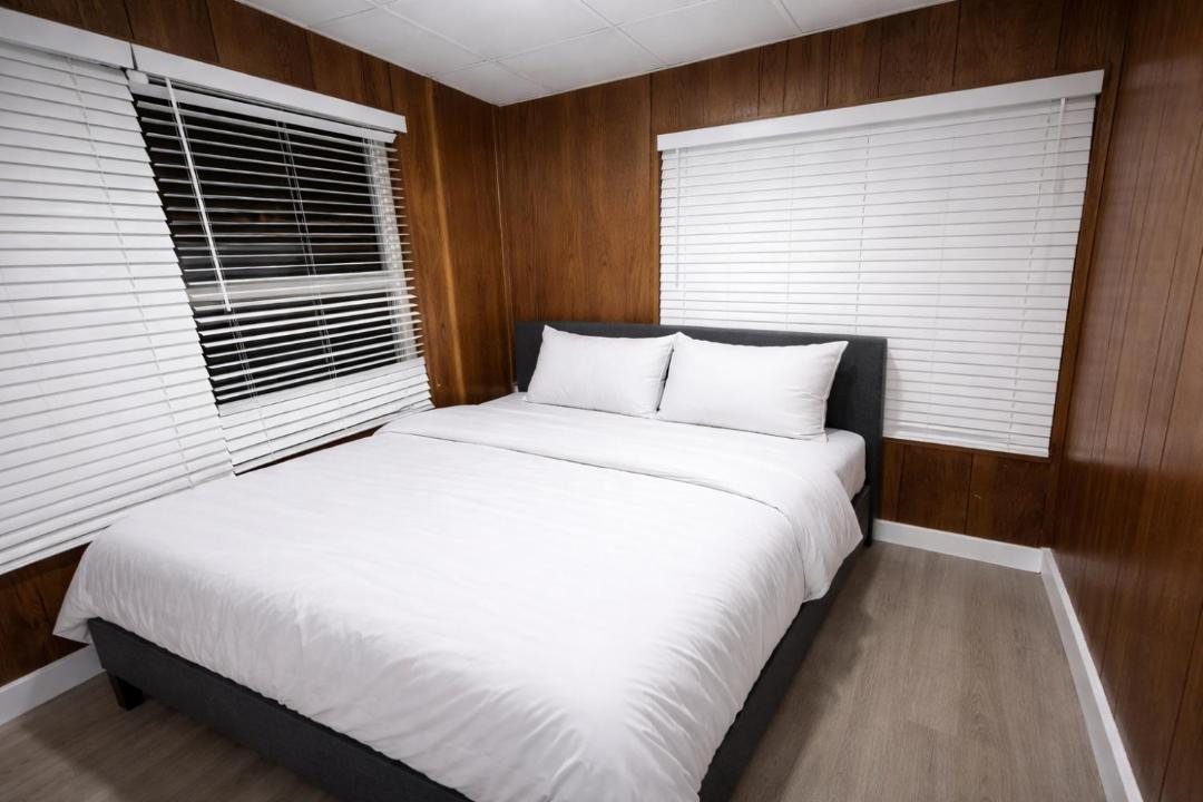 Photo of Bedroom in Royal Poinciana
