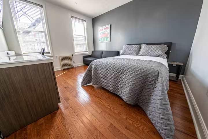 Photo of Bedroom in Union City