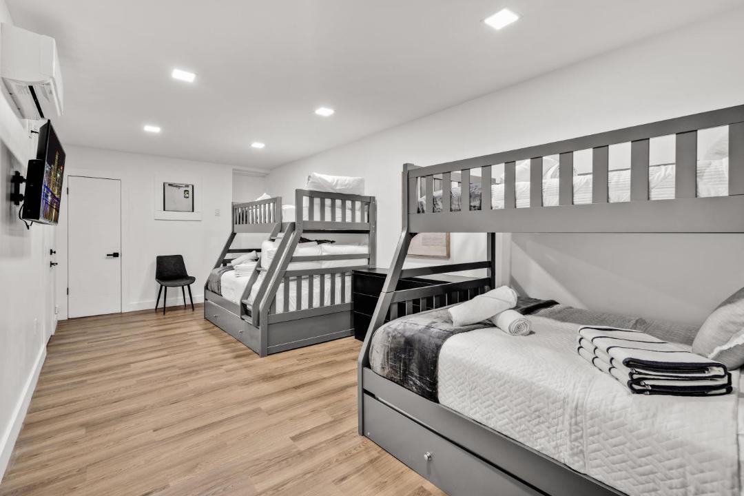Photo of Others in North Miami Beach