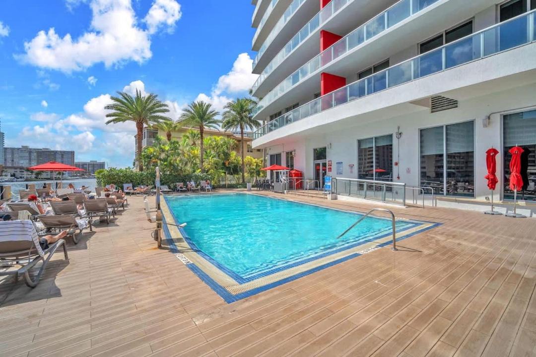 Photo of Patio Balcony in Hallandale Beach